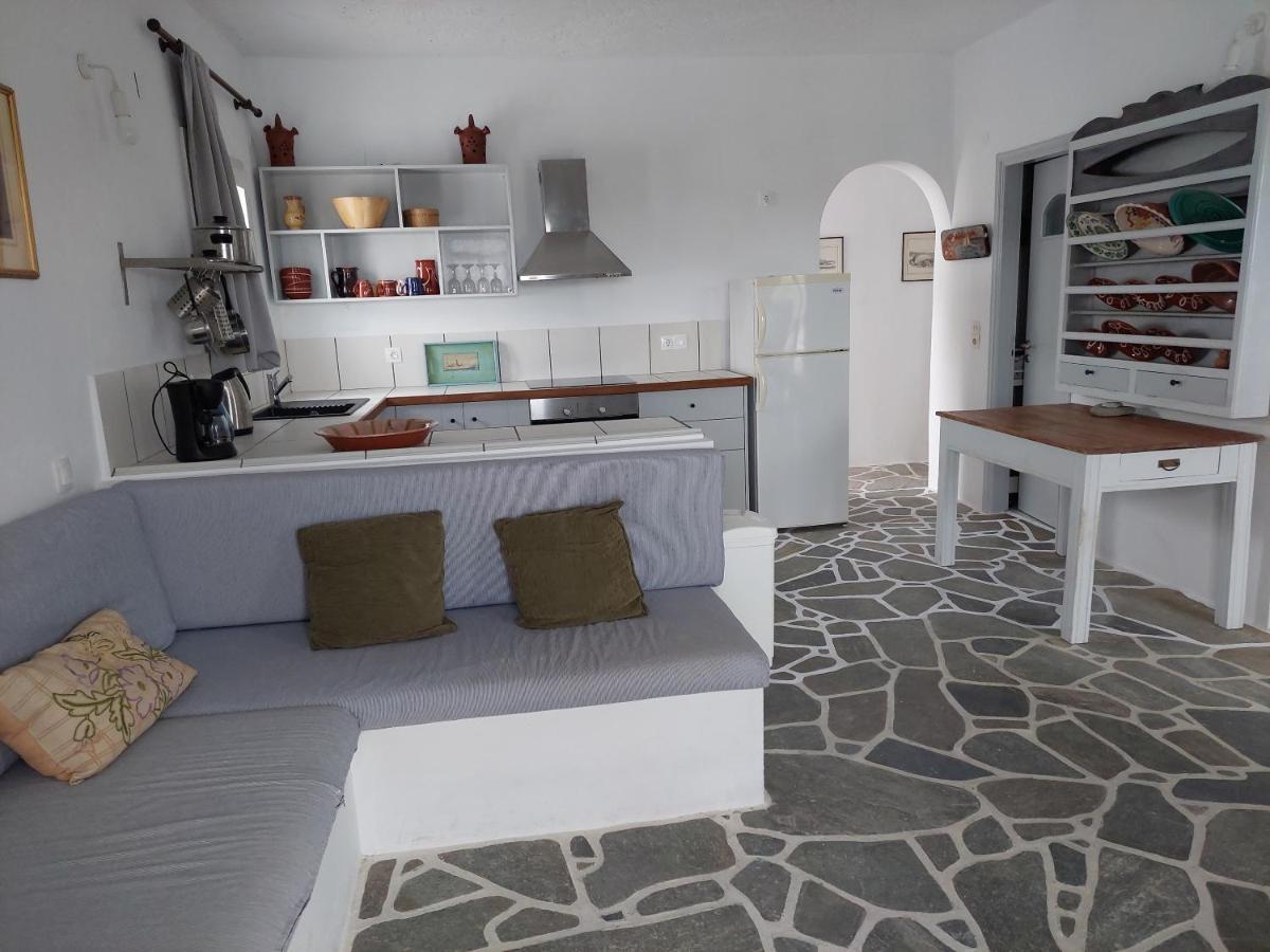 Styfilia Beachfront Apartments Platis Gialos  Exteriör bild