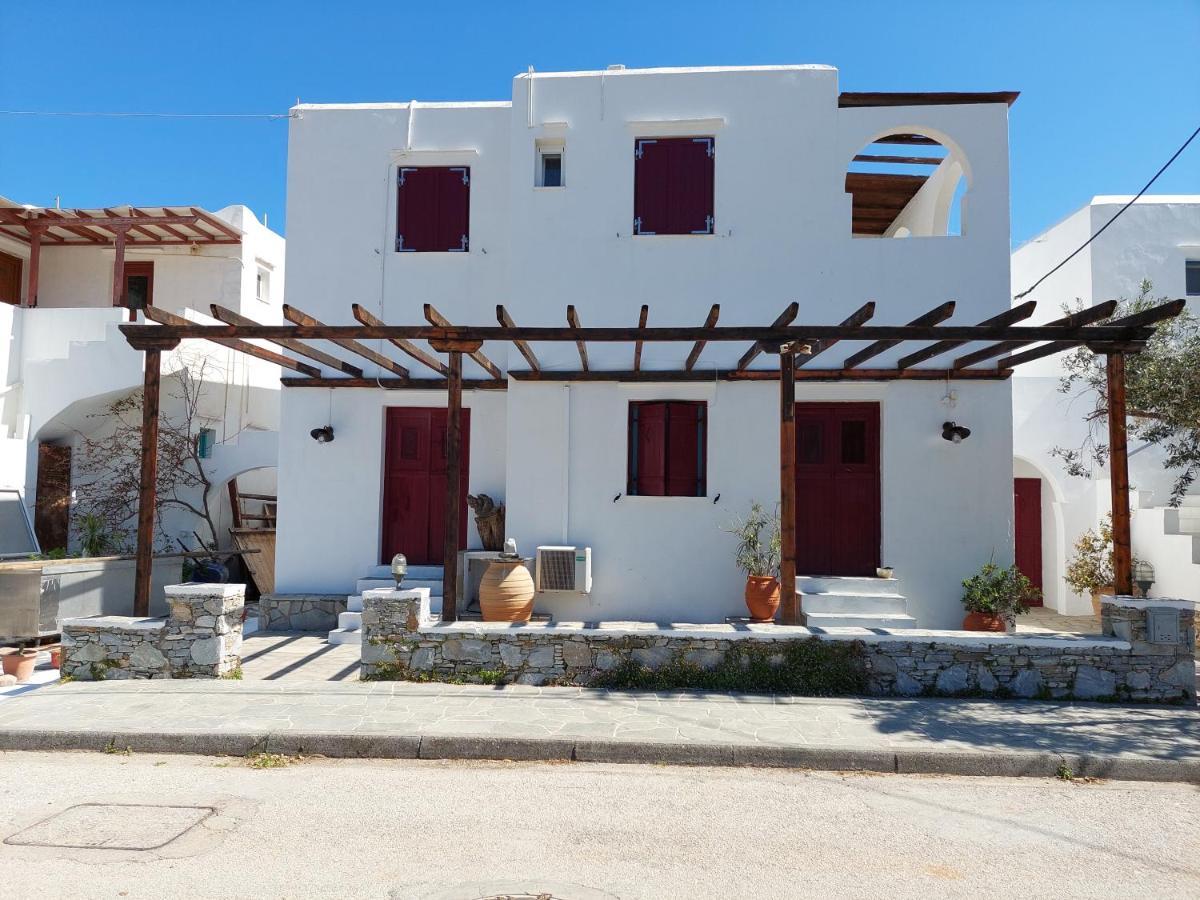 Styfilia Beachfront Apartments Platis Gialos  Exteriör bild