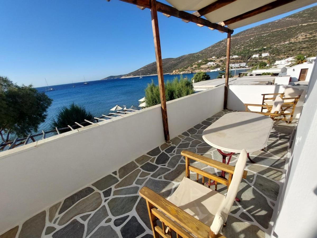 Styfilia Beachfront Apartments Platis Gialos  Exteriör bild