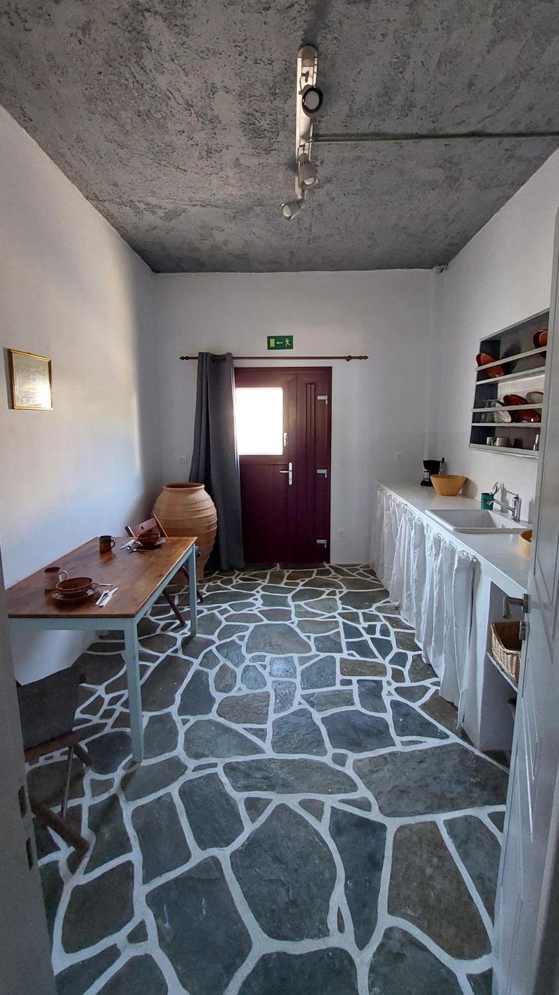 Styfilia Beachfront Apartments Platis Gialos  Exteriör bild